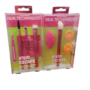 Real Techniques Vivid Escape Brush and Sponge Set - Pink and Orange